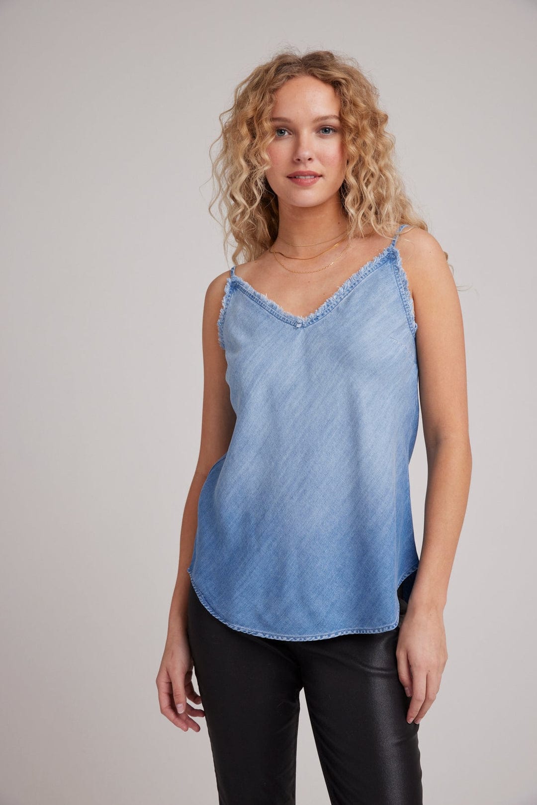 BELLA DAHL Frayed Cami Walk In Boutique